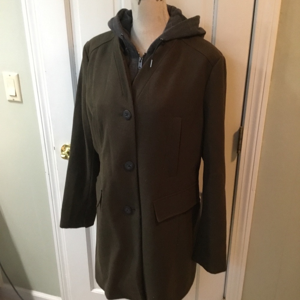Winter coat w built in hoodie